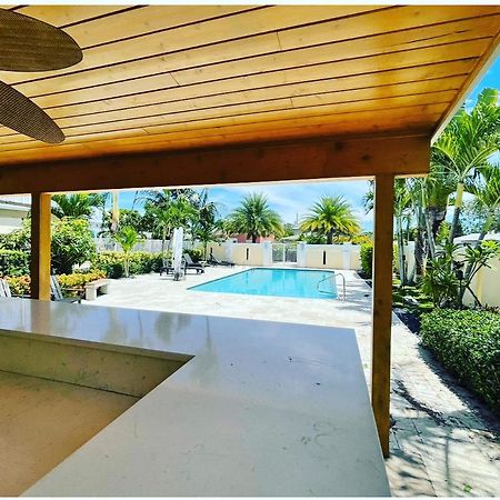 Capri Inn & Apartments Lake Worth Beach Exterior photo