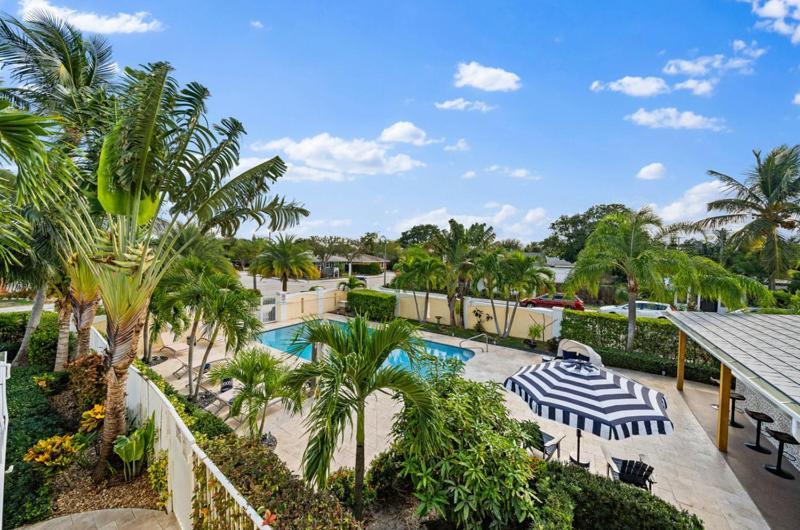 Capri Inn & Apartments Lake Worth Beach Exterior photo